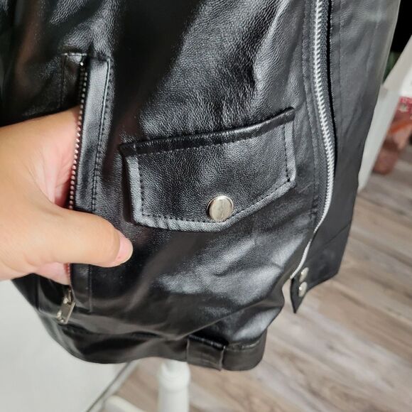 Women's faux leather jacket - Picture 8 of 10